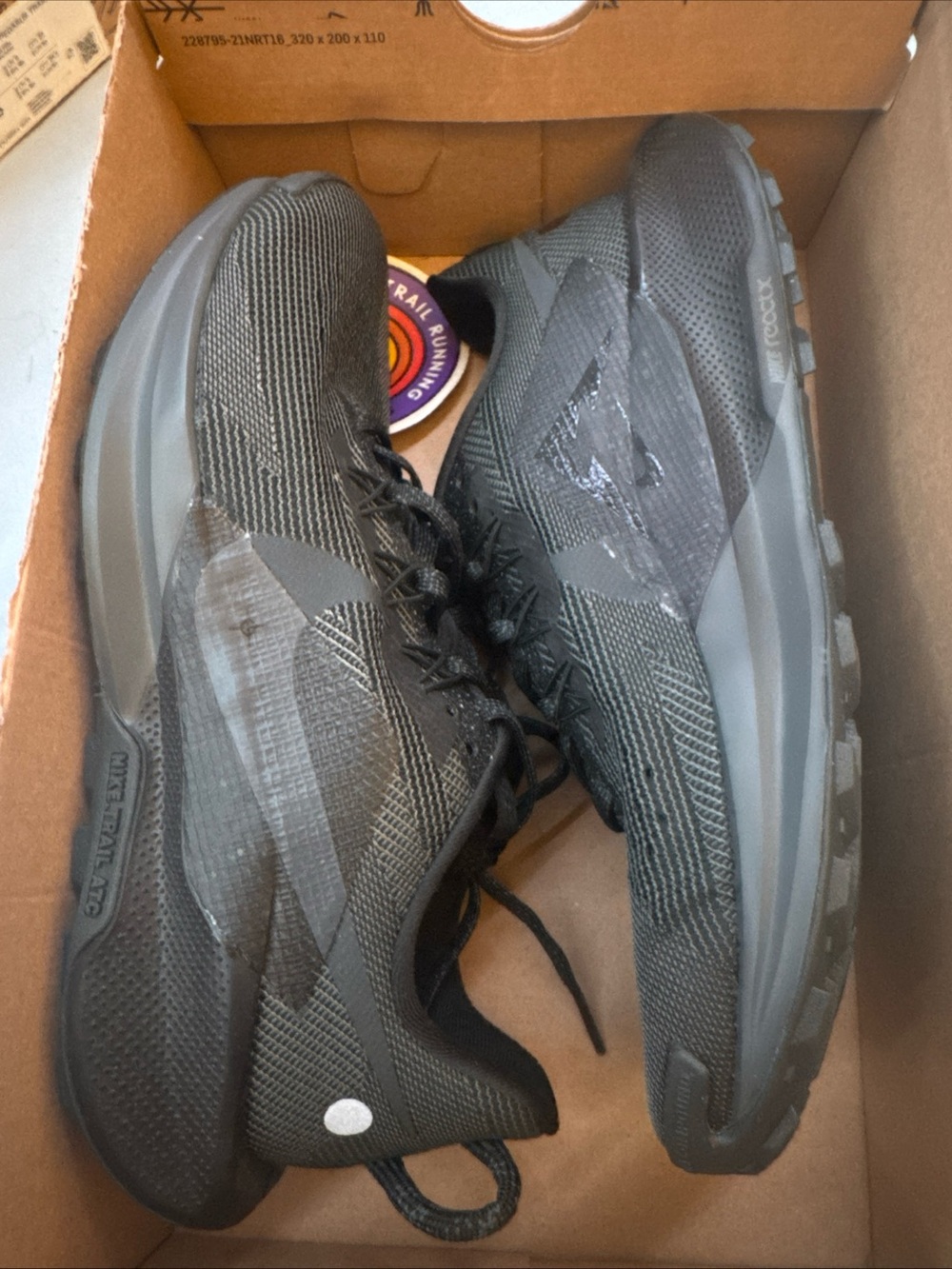 Nike Pegasus Trail 5 Black Anthracite c DV3864-002 NIB! Size 7 men /8.5 wmn